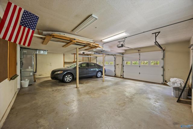 2700 Garth Road, Huntsville, AL 35801