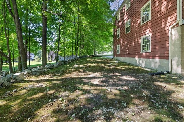 315 Goodmans Hill Rd, Sudbury, MA 01776