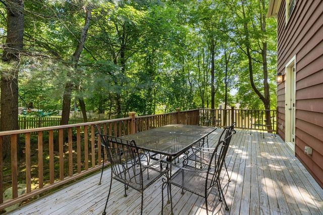 315 Goodmans Hill Rd, Sudbury, MA 01776