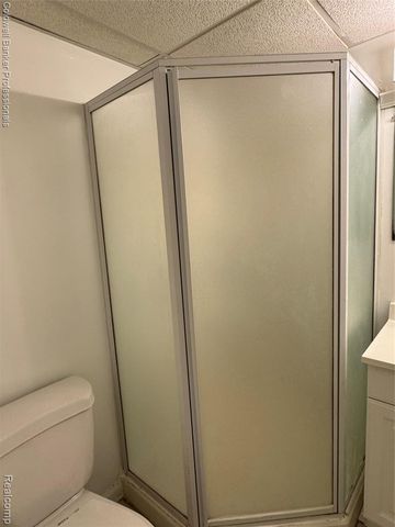 1041 Leisure Drive, Flint, MI 48507
