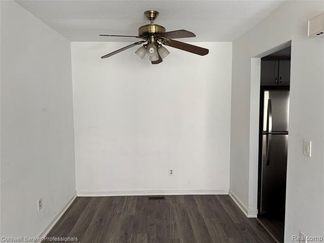 1041 Leisure Drive, Flint, MI 48507