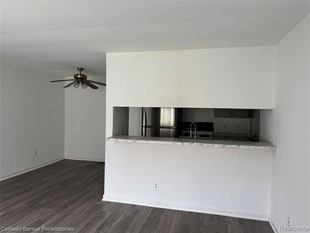 1041 Leisure Drive, Flint, MI 48507