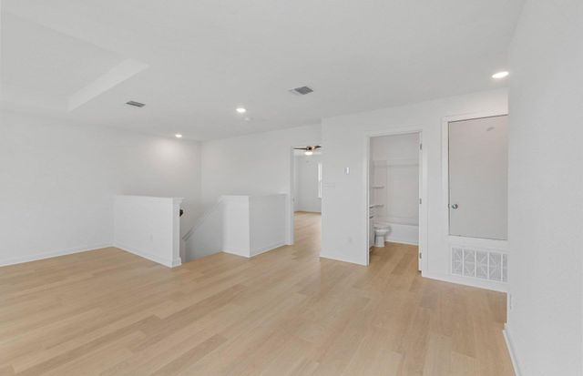 400 Sullivan WAY, Elgin, TX 78621