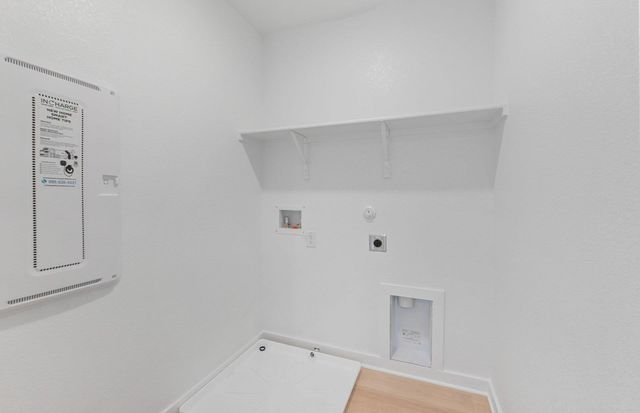 400 Sullivan WAY, Elgin, TX 78621