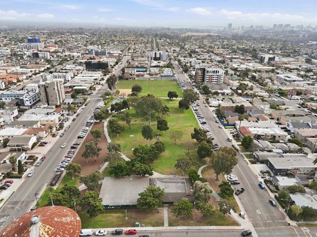4143 Hamilton, San Diego, CA 92104