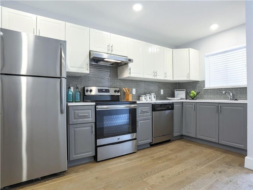 909 Reinli ST 217, Austin, TX 78751