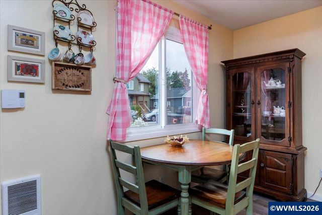 10021 SE Harold St, Portland, OR 97266