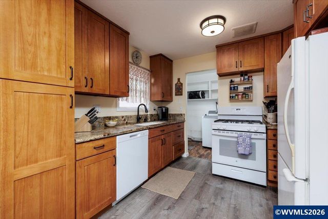 10021 SE Harold St, Portland, OR 97266