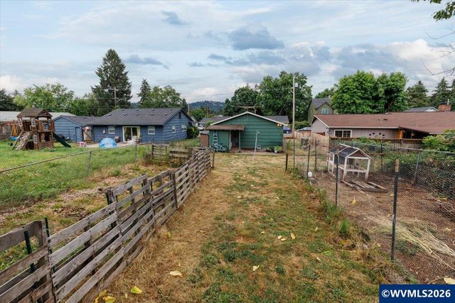 10021 SE Harold St, Portland, OR 97266