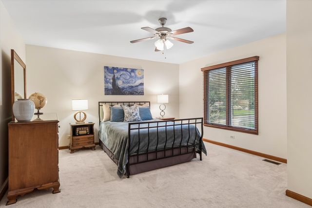 1361 Sussex Road, Naperville, IL 60540
