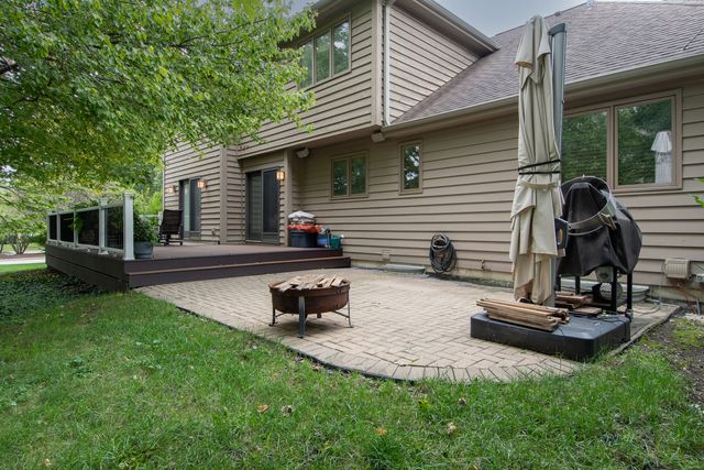1361 Sussex Road, Naperville, IL 60540