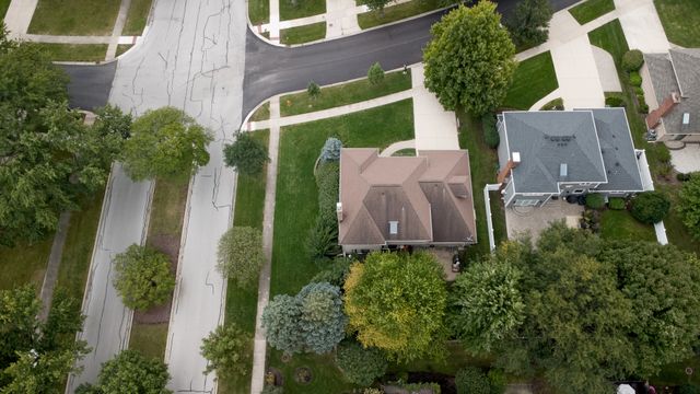 1361 Sussex Road, Naperville, IL 60540