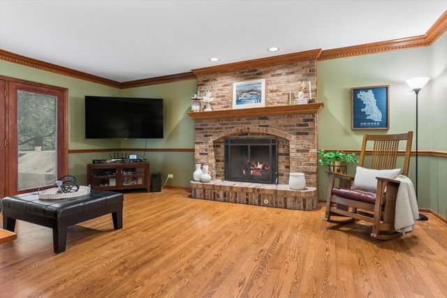 1361 Sussex Road, Naperville, IL 60540