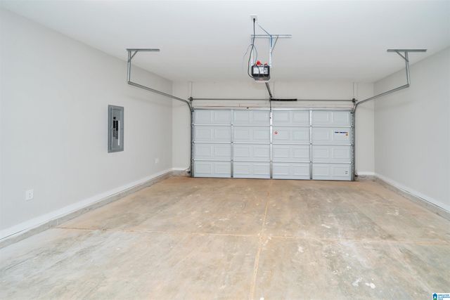 140 FLINTLOCK WAY, New Market, AL 35761