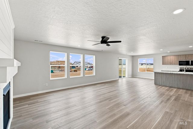 16897 Grain Bin Way, Nampa, ID 83651