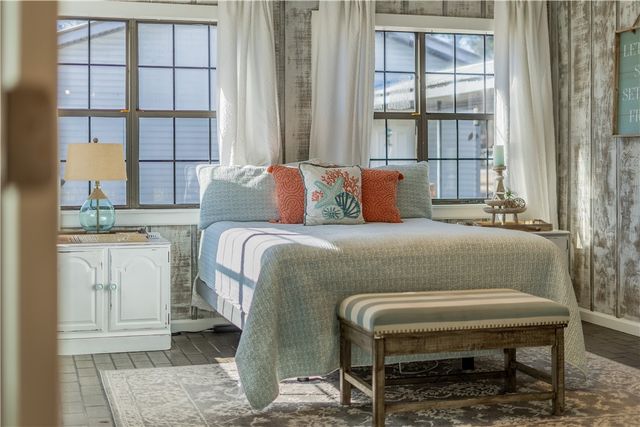 1484 Horseshoe cove Road, Waverly, GA 31565