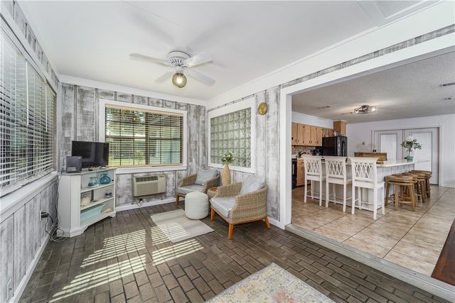 1484 Horseshoe cove Road, Waverly, GA 31565