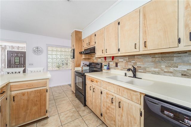 1484 Horseshoe cove Road, Waverly, GA 31565