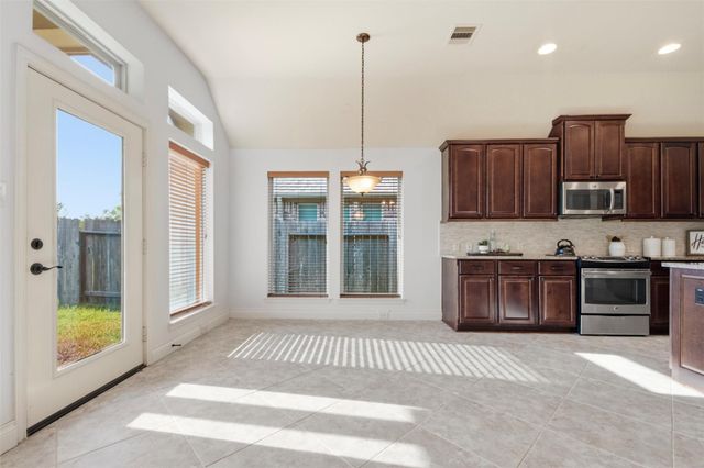 3706 Cibolo Court, Pearland, TX 77584