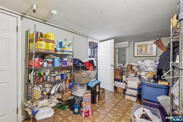 22 Hecker Street, Newark, NJ 07103