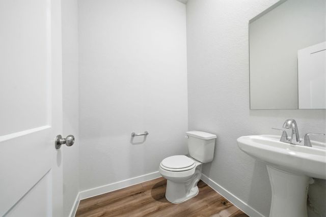 1593 Elm Court, Angleton, TX 77515