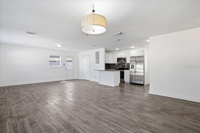 4408 W WISCONSIN AVENUE, Tampa, FL 33616