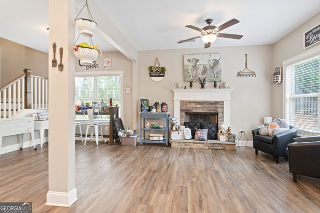 198 Austin Storey Circle, Newnan, GA 30263