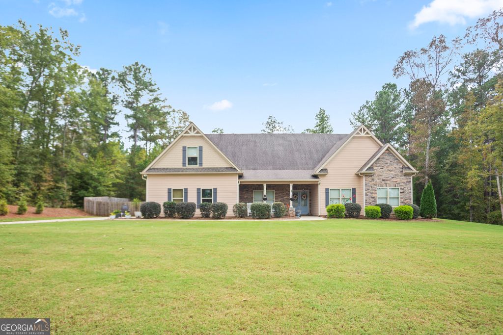198 Austin Storey Circle, Newnan, GA 30263