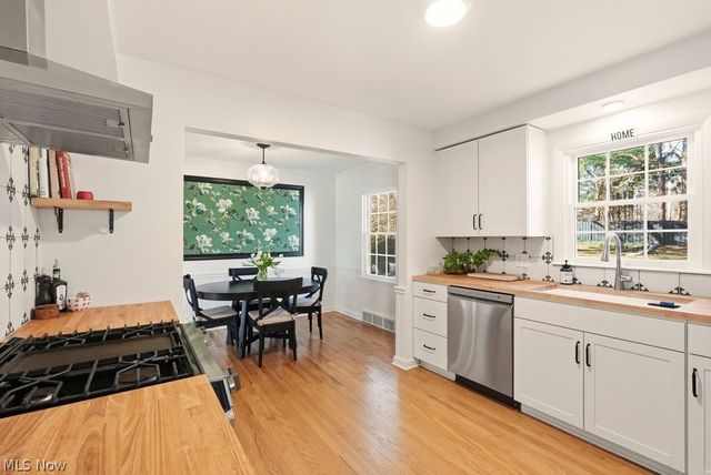 54 E Case Drive, Hudson, OH 44236