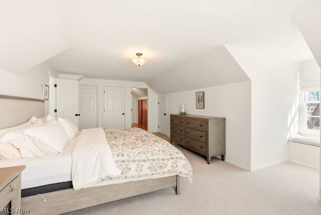 54 E Case Drive, Hudson, OH 44236