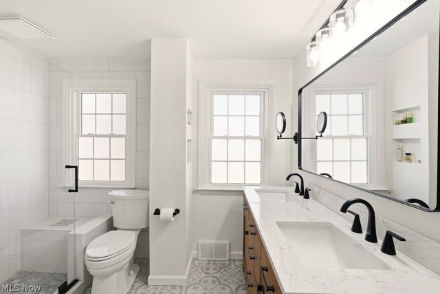 54 E Case Drive, Hudson, OH 44236