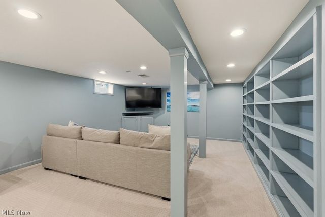 54 E Case Drive, Hudson, OH 44236