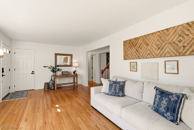 54 E Case Drive, Hudson, OH 44236