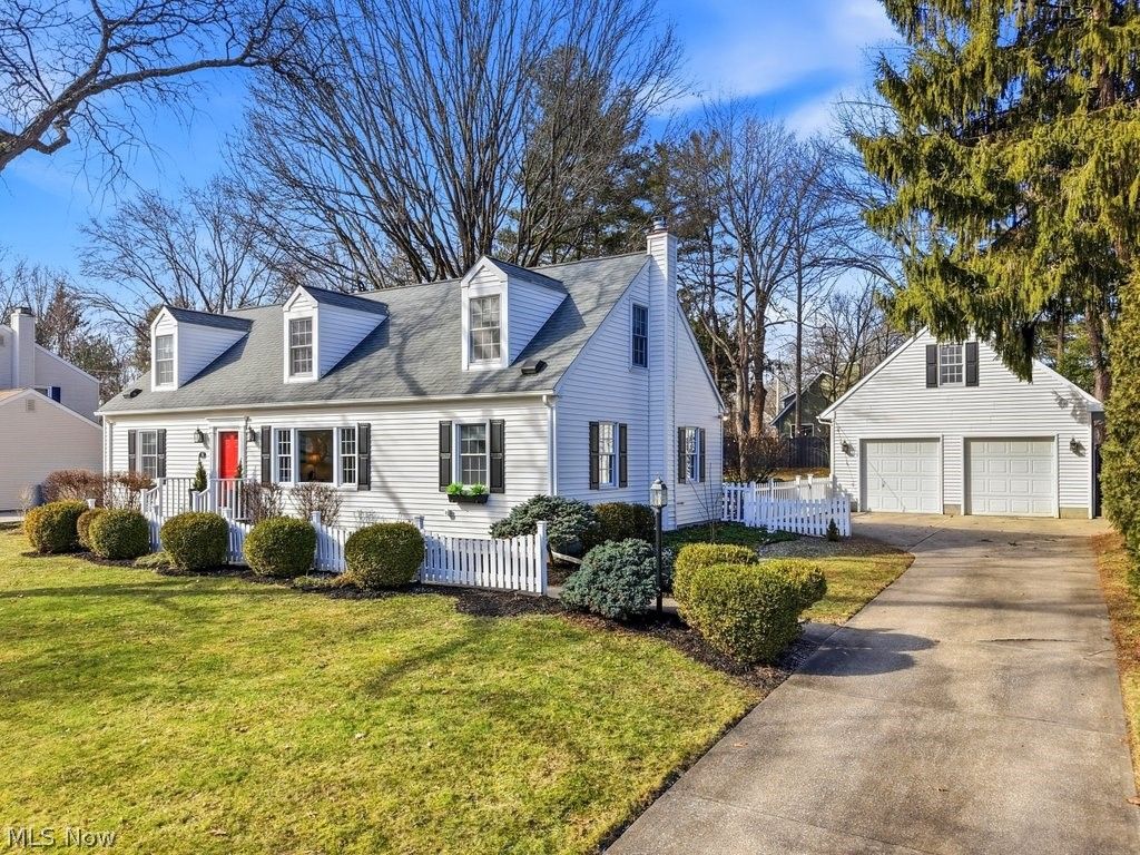 54 E Case Drive, Hudson, OH 44236