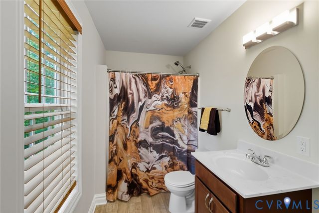 7530 Dunollie Dr, Chesterfield, VA 23838