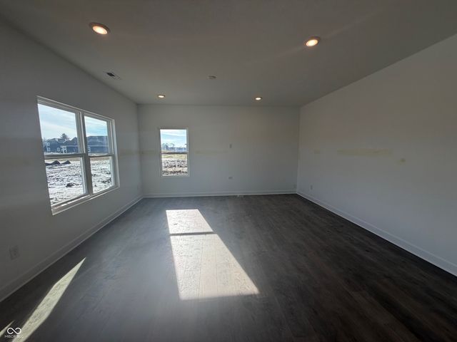 233 Holly Lane, Greenfield, IN 46140