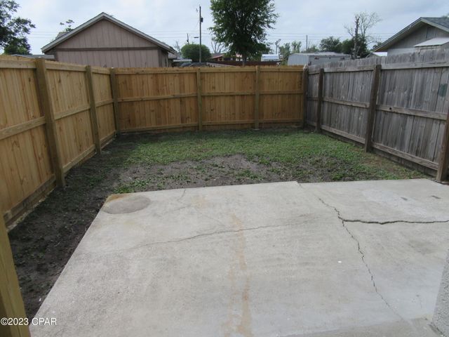 134 Parker Village Circle, Panama City, FL 32404