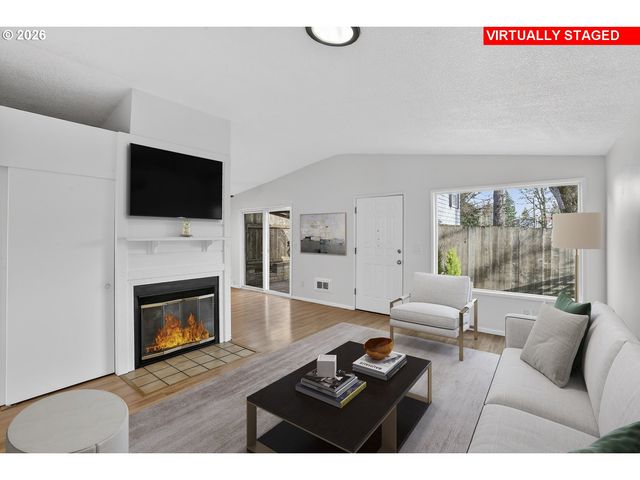 2701 Sw SPRING GARDEN St, Portland, OR 97219