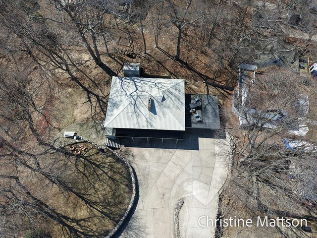 3229 Edgewater Street, Muskegon, MI 49441