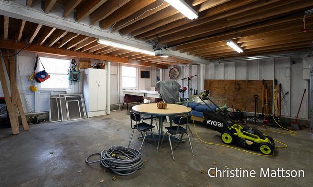 3229 Edgewater Street, Muskegon, MI 49441