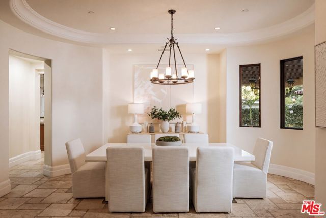 5605 Fairhaven Avenue, Los Angeles, CA 91367
