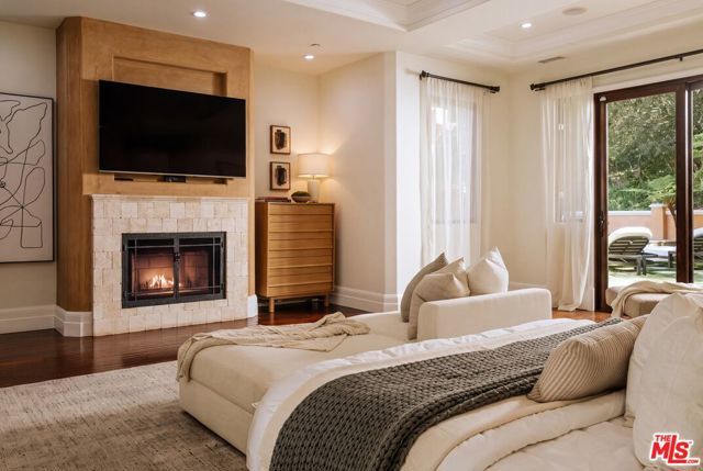 5605 Fairhaven Avenue, Los Angeles, CA 91367