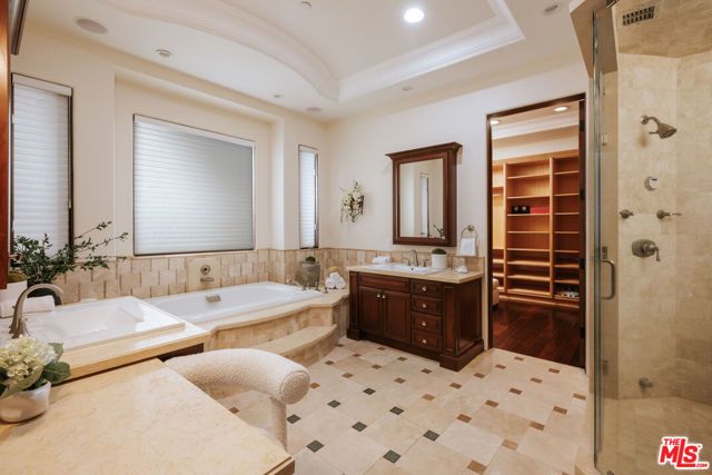 5605 Fairhaven Avenue, Los Angeles, CA 91367