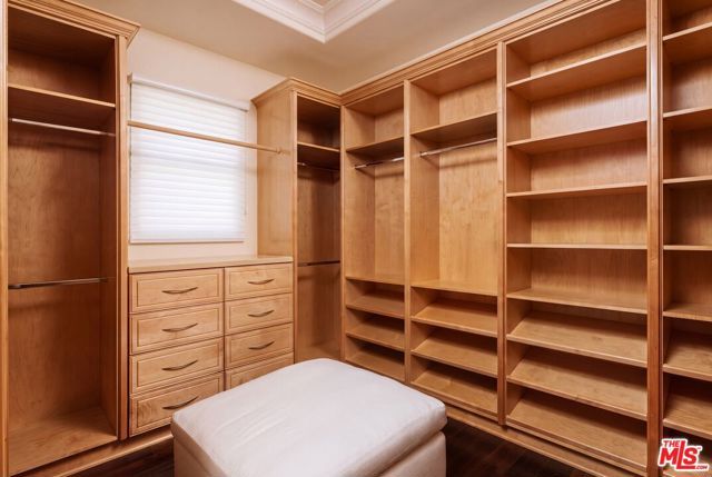 5605 Fairhaven Avenue, Los Angeles, CA 91367