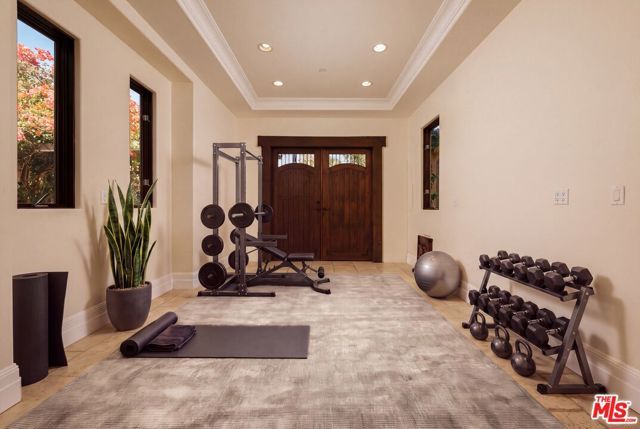 5605 Fairhaven Avenue, Los Angeles, CA 91367