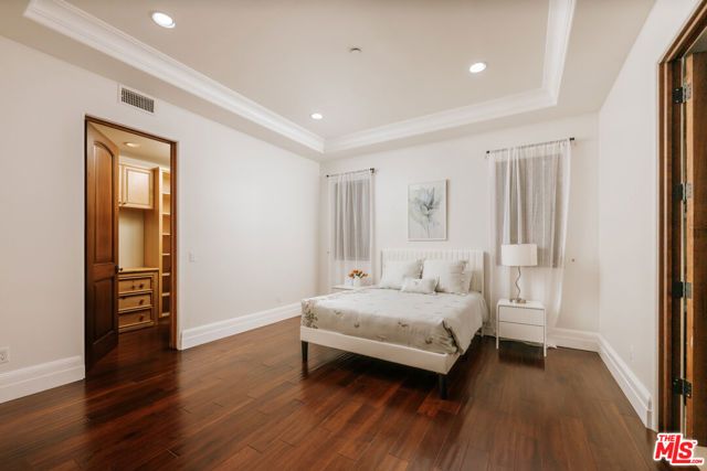 5605 Fairhaven Avenue, Los Angeles, CA 91367