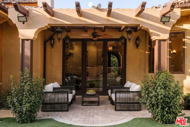 5605 Fairhaven Avenue, Los Angeles, CA 91367