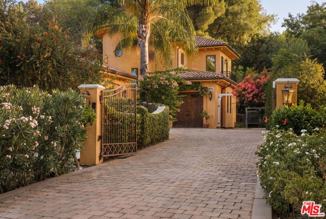 5605 Fairhaven Avenue, Los Angeles, CA 91367