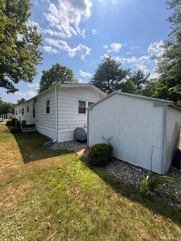 1040 Violet Ave Lot 6, Hyde Park, NY 12538