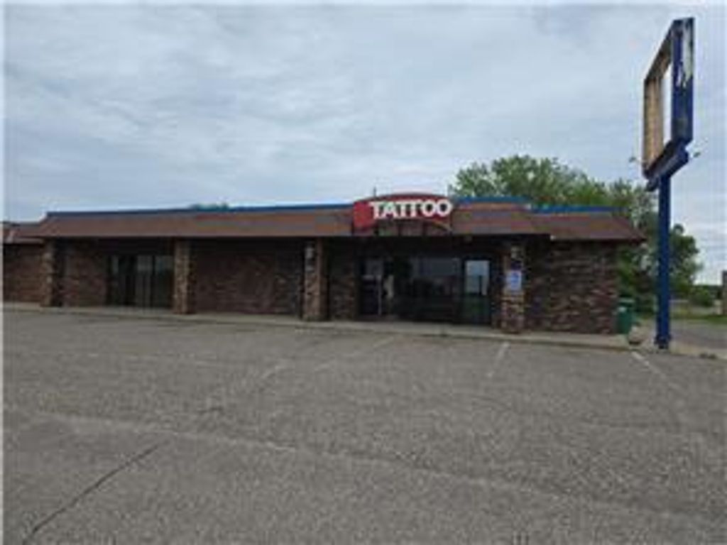 18505 Highway 65 NE, Cedar, MN 55011 — exterior